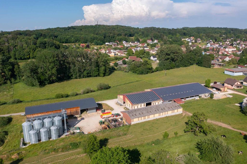 Vue aérienne de la Fromagerie du Val.